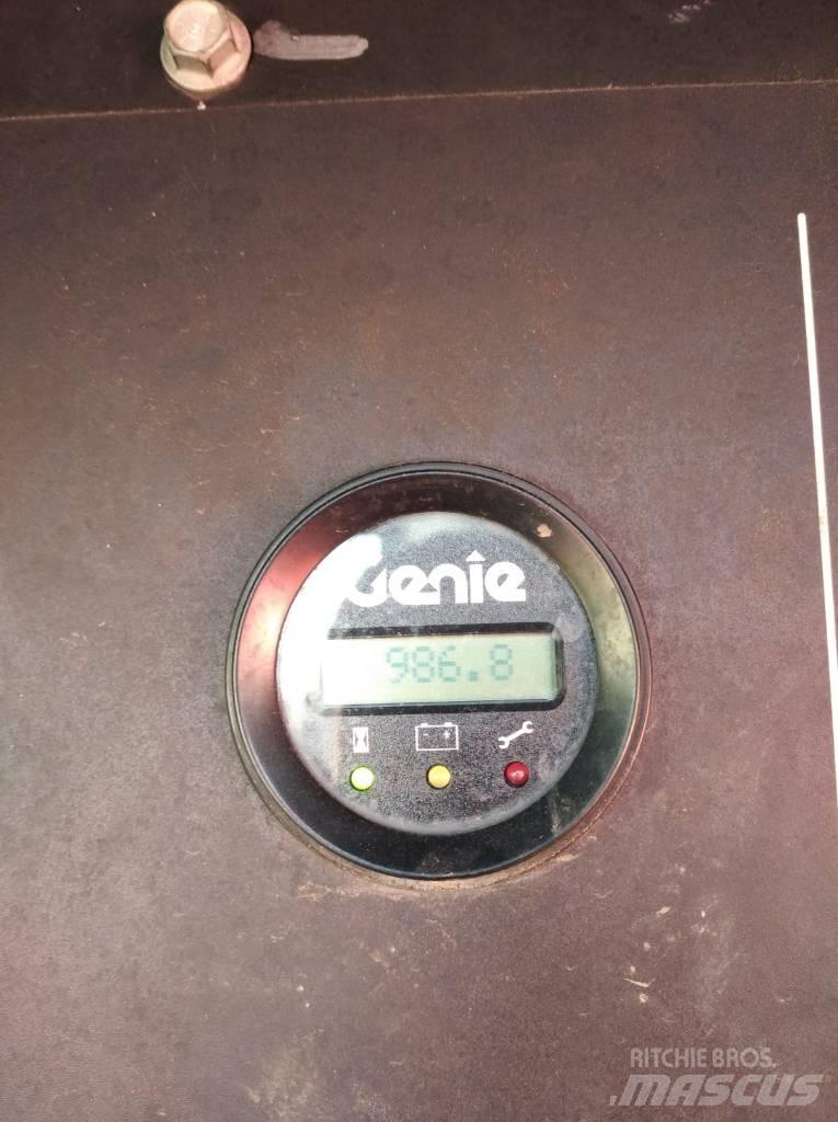 Genie Z60/37DC 트럭 탑재 고소작업대