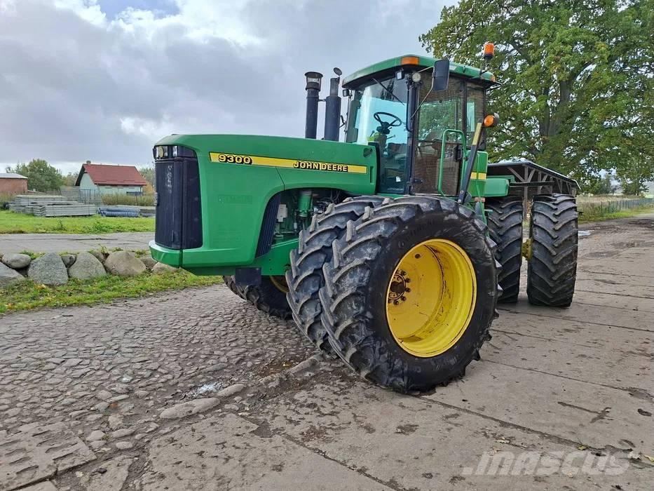 John Deere 9300 트랙터