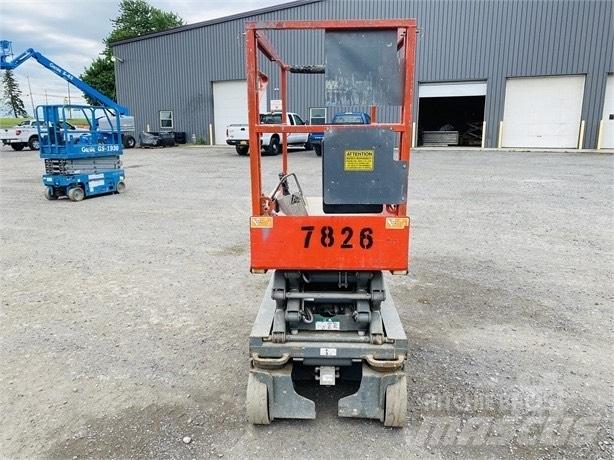 SkyJack SJ 3219 가위형 리프트
