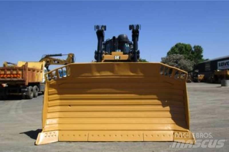 CAT D8R 크롤러 도저