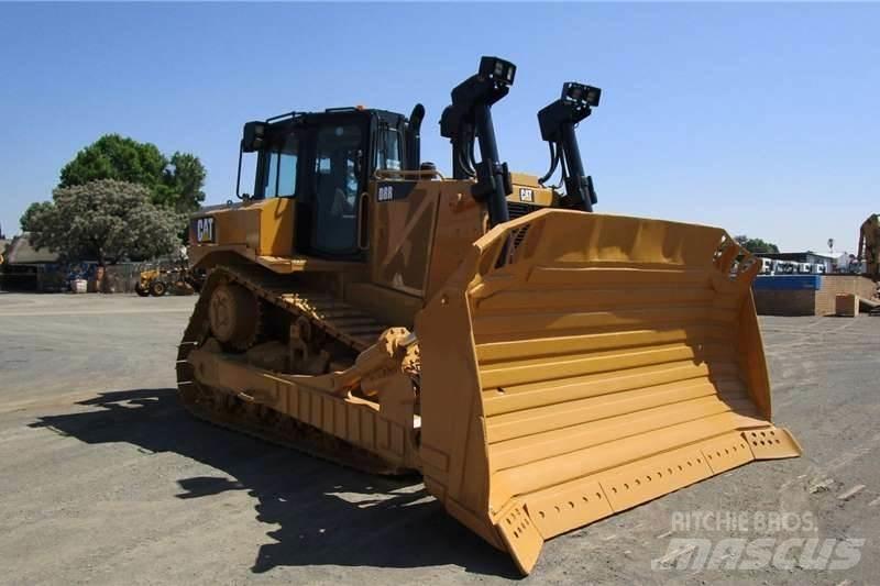 CAT D8R 크롤러 도저