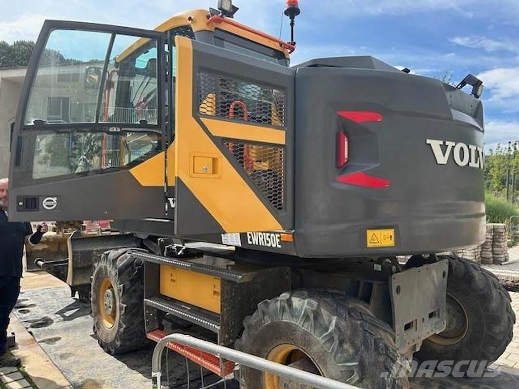 Volvo EWR150E 특수 굴삭기