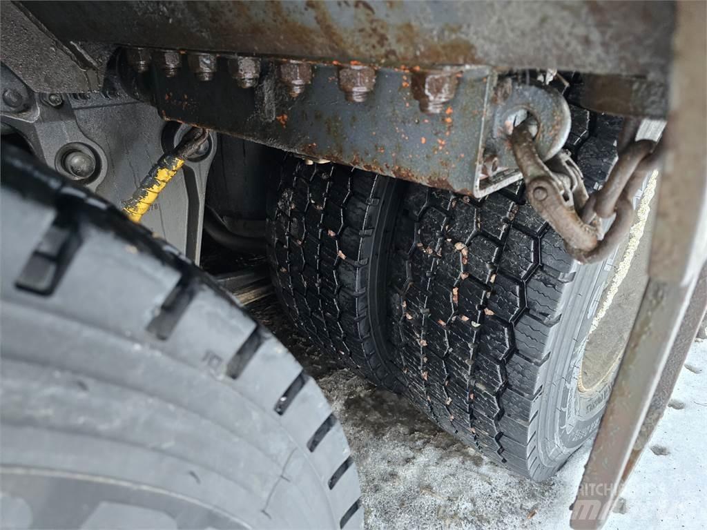Volvo FH 16 750 산림 기계 운반 트럭