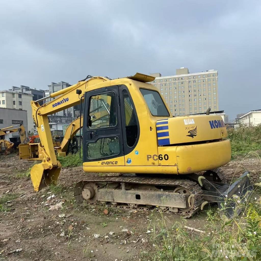 Komatsu PC 60-7 소형 굴삭기 7톤 미만