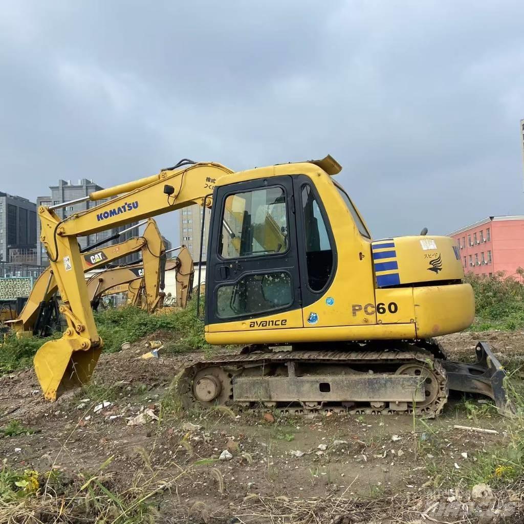 Komatsu PC 60-7 소형 굴삭기 7톤 미만