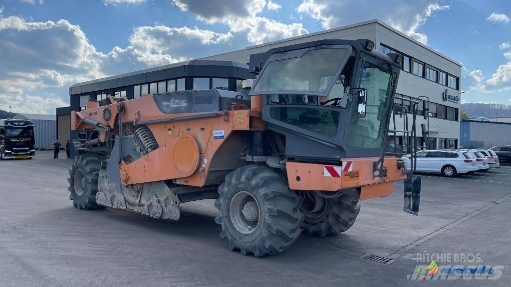 Wirtgen WR2400 아스팔트 리사이클러