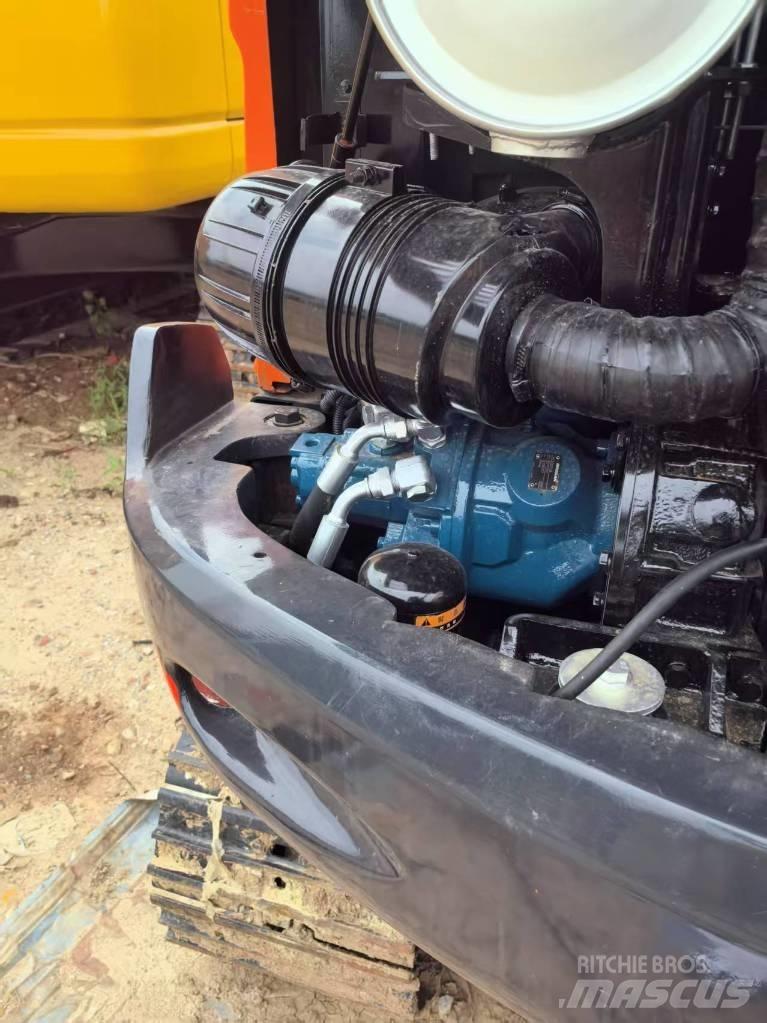 Doosan DX 60 대형 굴삭기 29톤 이상