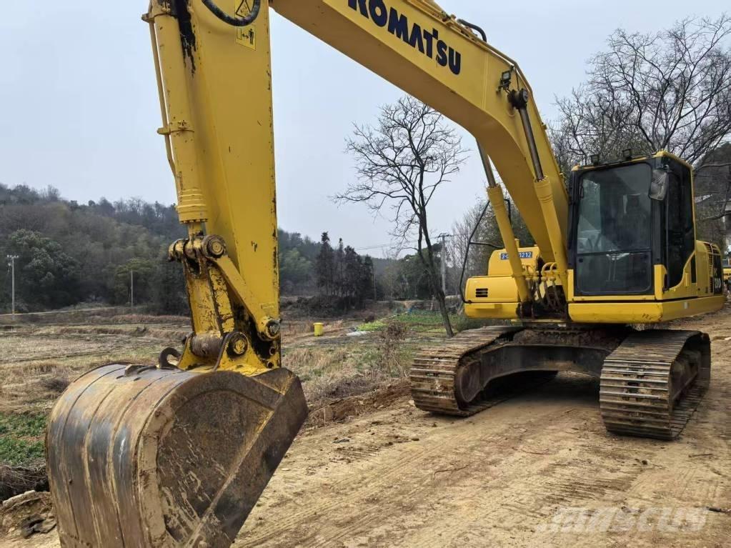 Komatsu PC 200-8 중형굴삭기 7톤-28톤