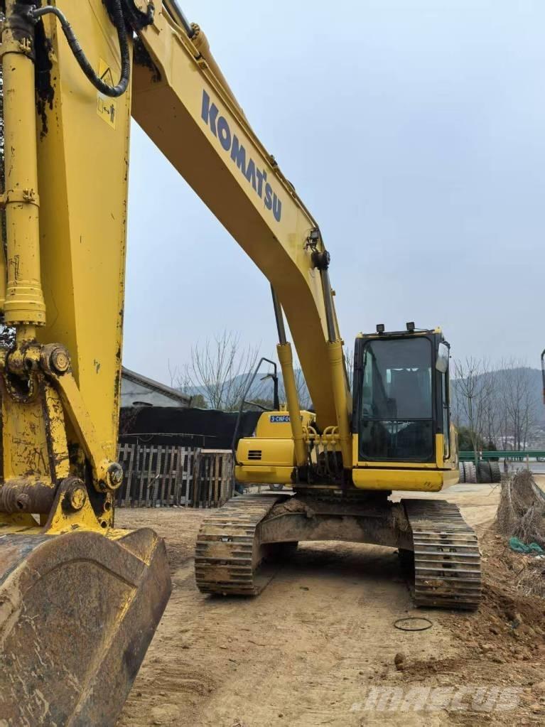 Komatsu PC 200-8 중형굴삭기 7톤-28톤