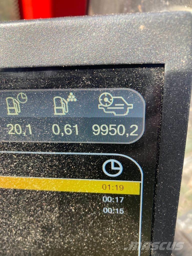 Komatsu 951 원목 하베스터