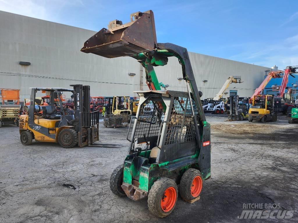 Bobcat S 70  스키드로더