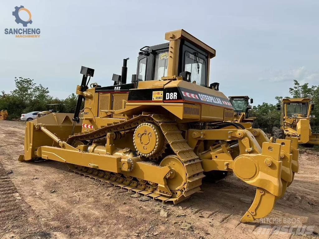 CAT D8R 크롤러 도저