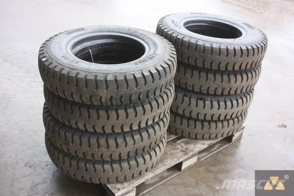  Onbekend 7.00-16LT 타이어, 휠 및 림