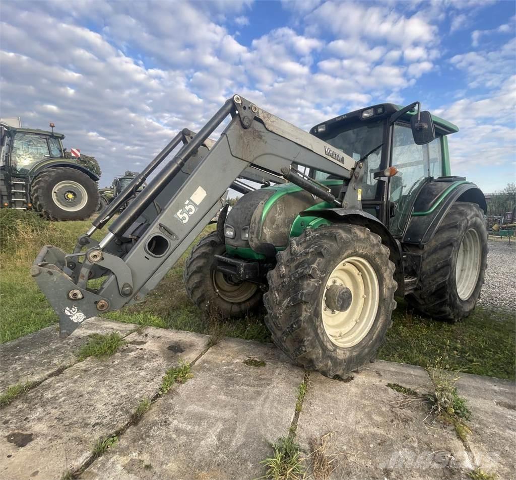 Valtra N 141 H 트랙터