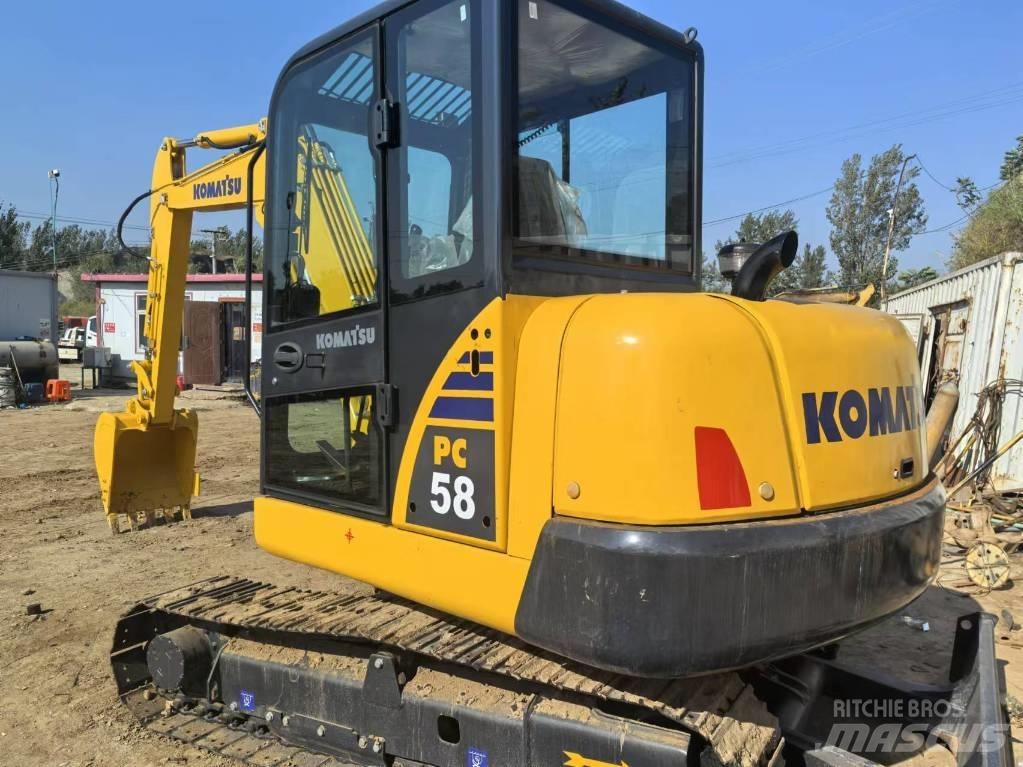 Komatsu PC 58 대형 굴삭기 29톤 이상
