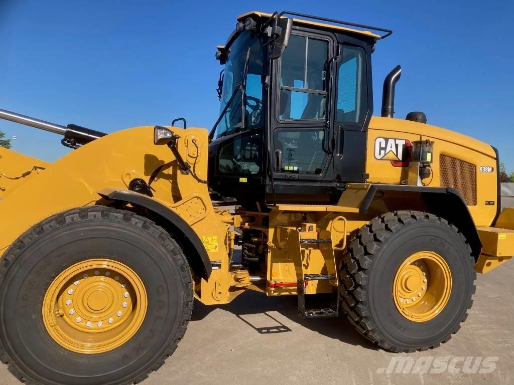 CAT 938M  휠로우더