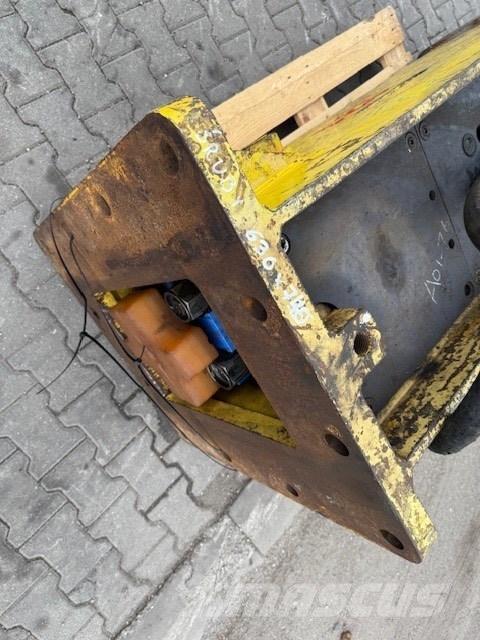 Soosan 121 Breaker 브레이커