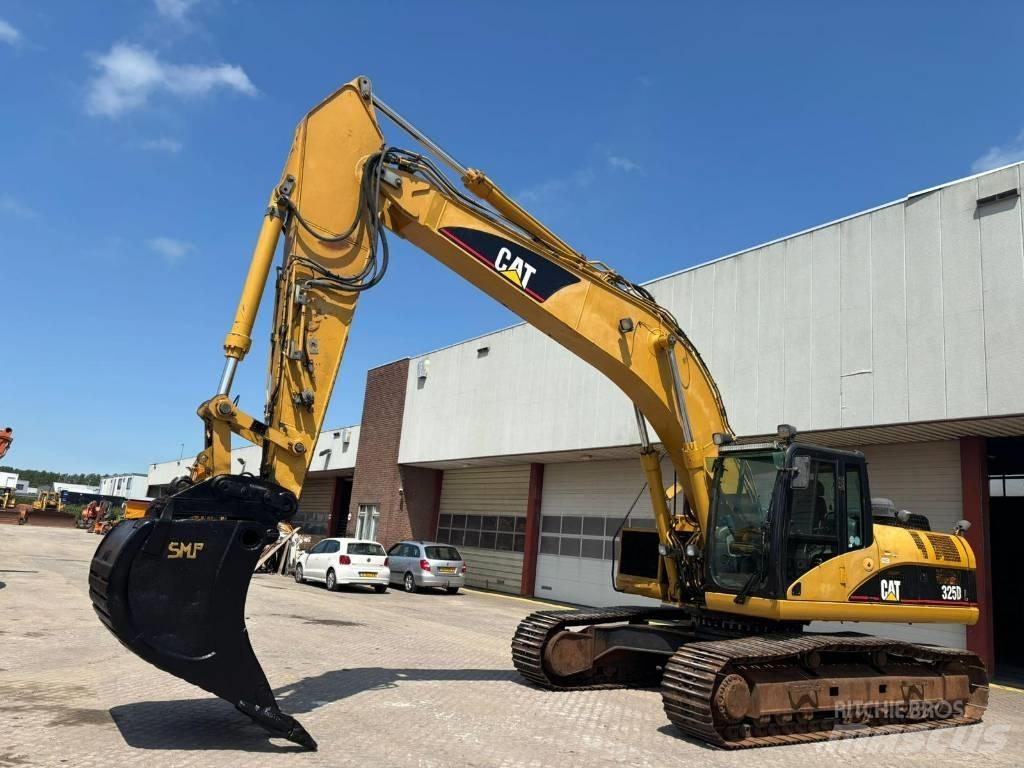 CAT 325 D L 대형 굴삭기 29톤 이상
