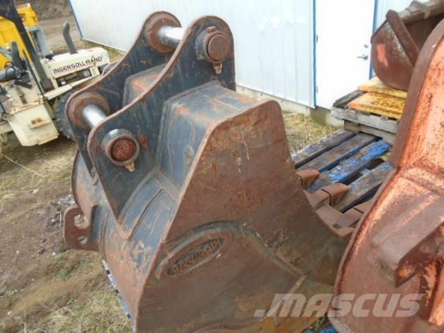 Komatsu PC 200 LC-8 대형 굴삭기 29톤 이상