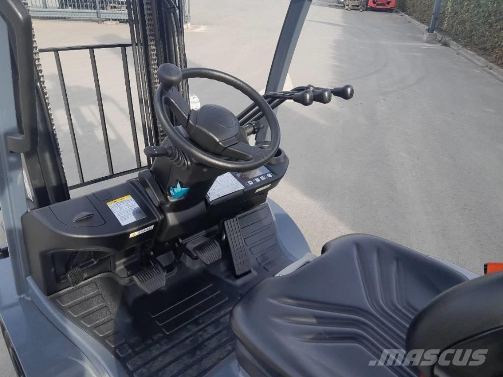 Toyota 52-8 FDF 25 디젤 지게차