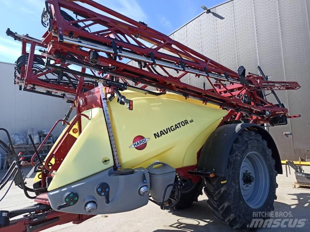 Hardi Navigator 4000 견인형 분무기