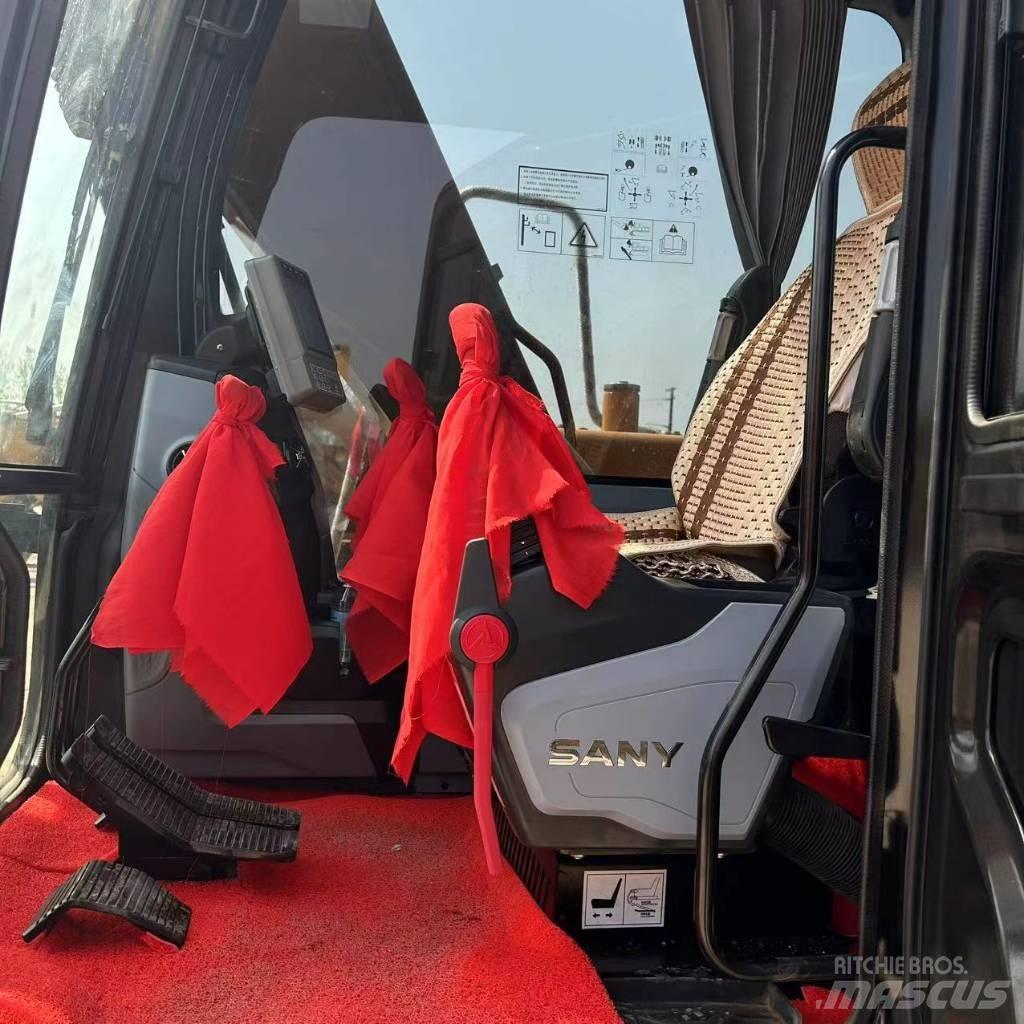 Sany 135C 대형 굴삭기 29톤 이상