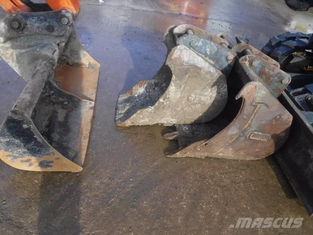 Hitachi ZX 85 US B-6 중형굴삭기 7톤-28톤