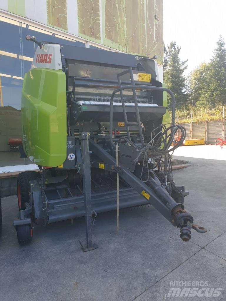 CLAAS Variant 360 원형 곤포기