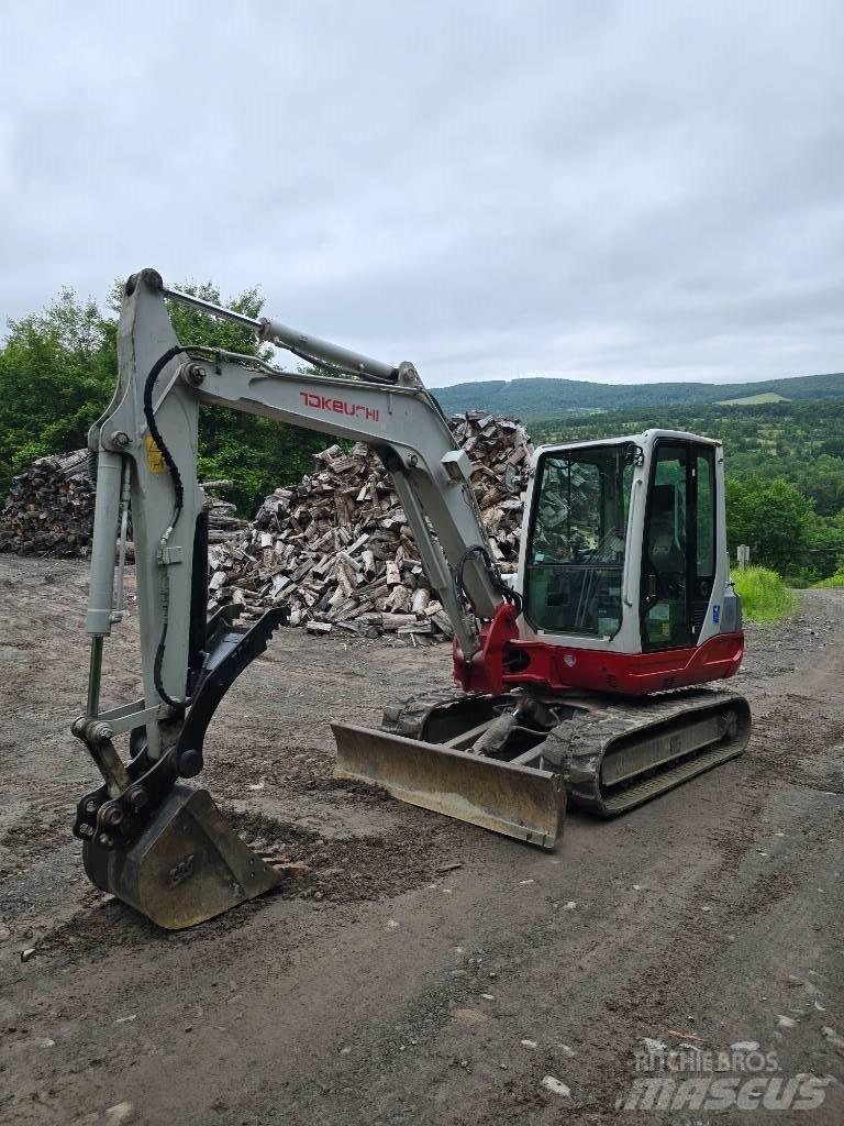 Takeuchi TB 250 소형 굴삭기 7톤 미만