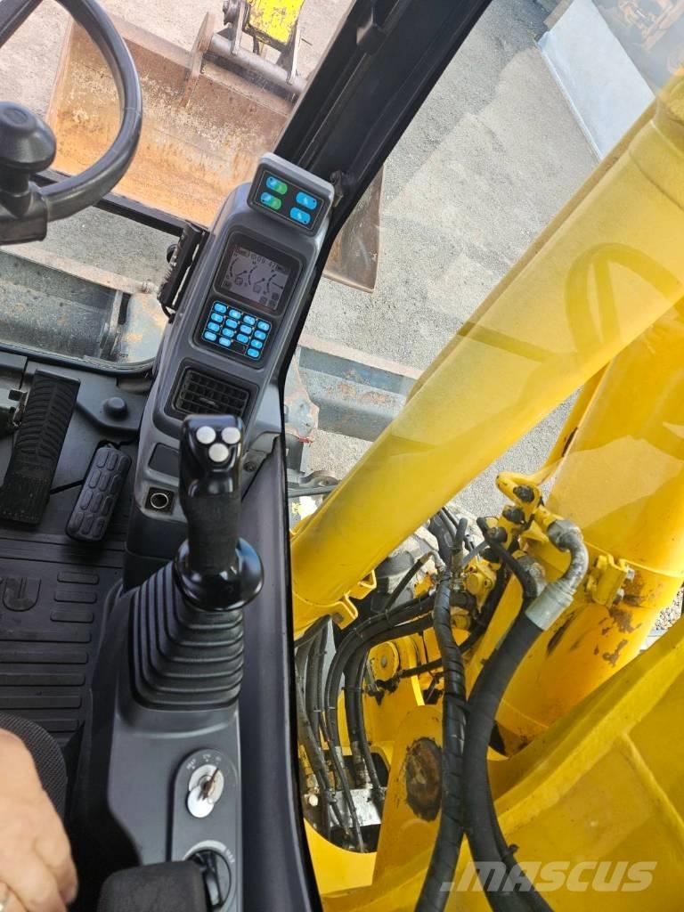 Komatsu PW 160-7  휠 굴삭기