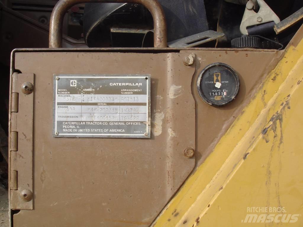 CAT 637E 스크레이퍼