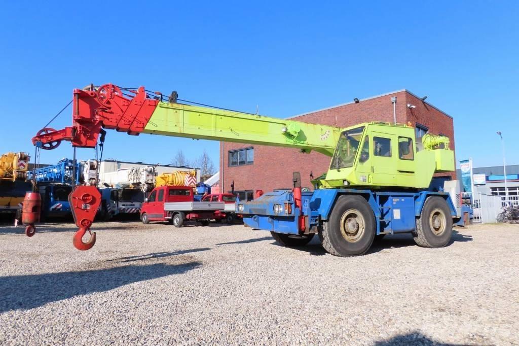 Tadano TR 250 E R/T 크레인