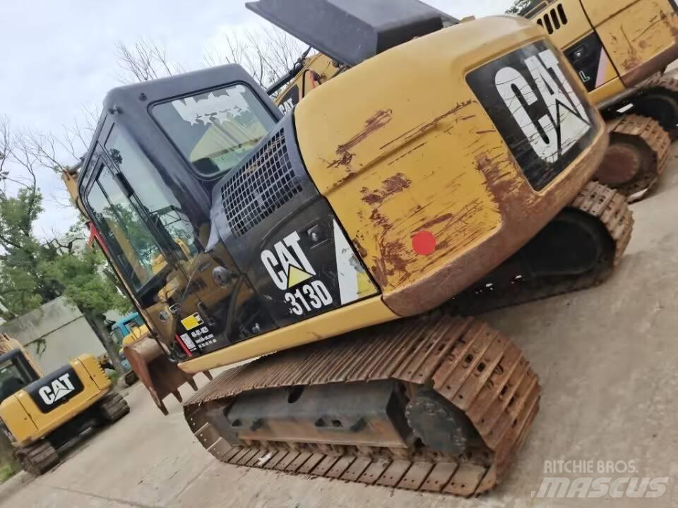 CAT 313D 대형 굴삭기 29톤 이상