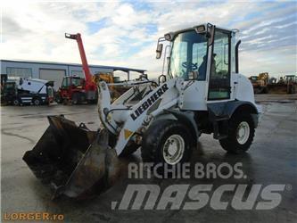 Liebherr L 506  휠로우더