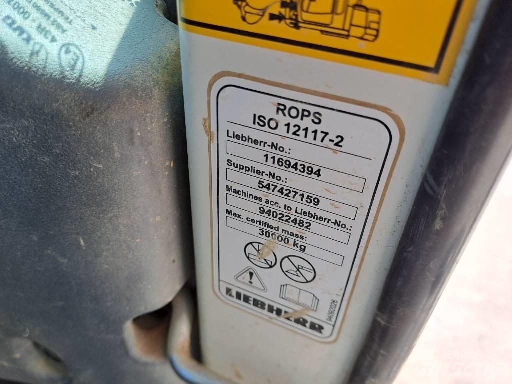 Liebherr R922LC 대형 굴삭기 29톤 이상