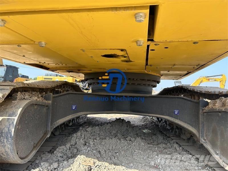 Komatsu PC 300 대형 굴삭기 29톤 이상