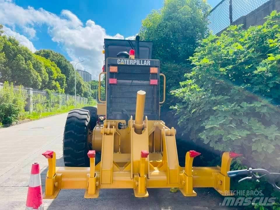 CAT 140h 그레이더