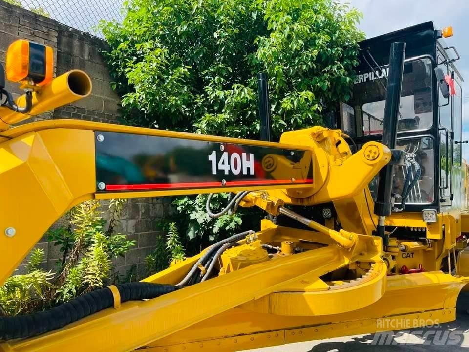 CAT 140h 그레이더