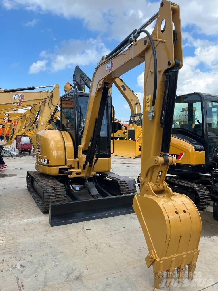 CAT 303.5E 소형 굴삭기 7톤 미만