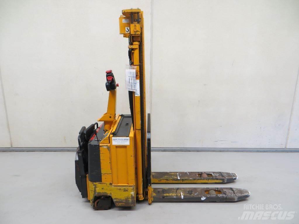 Samag ELT10 보행식 리치 지게차