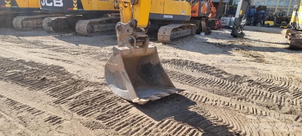 JCB JS 145 LC Plus 대형 굴삭기 29톤 이상