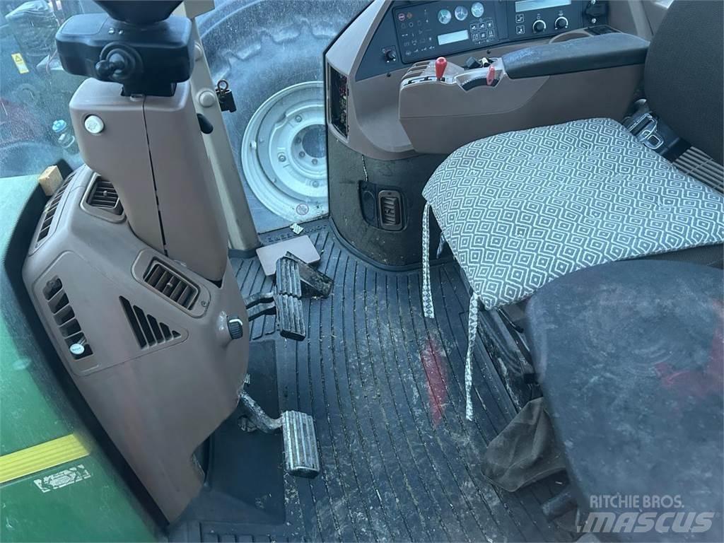 John Deere 8100 트랙터