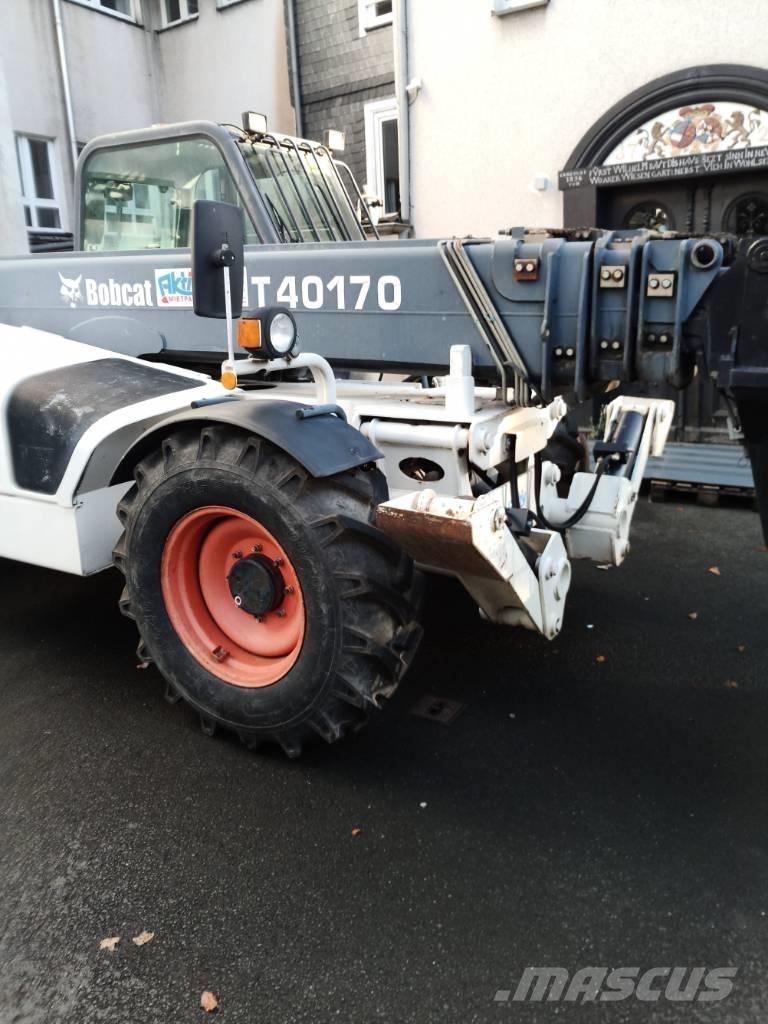 Bobcat B40170-D221 텔러 핸들러