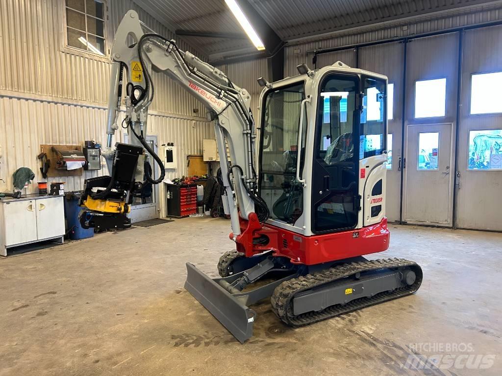 Takeuchi TB325 소형 굴삭기 7톤 미만