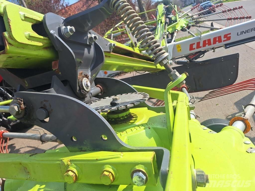 CLAAS Liner 2900 윈드로어