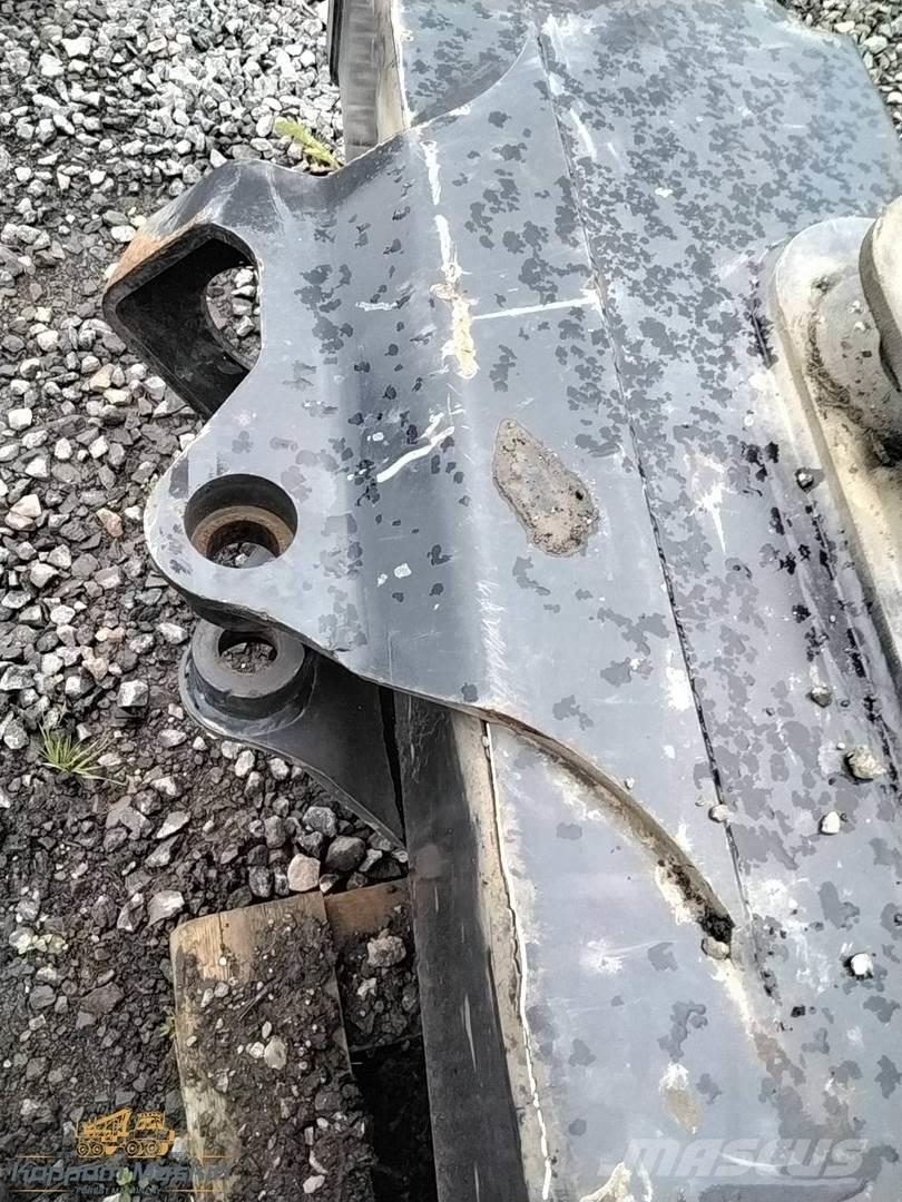 Komatsu 165 포워더 크레인