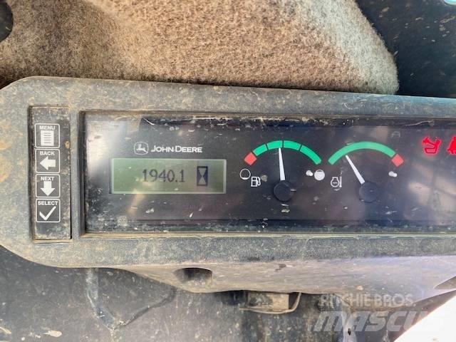 John Deere 317G  스키드로더