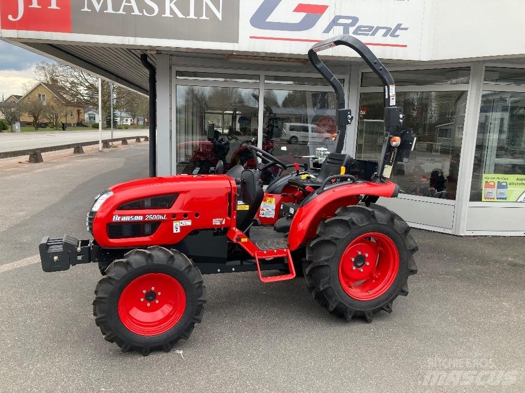 Branson 2500h 트랙터