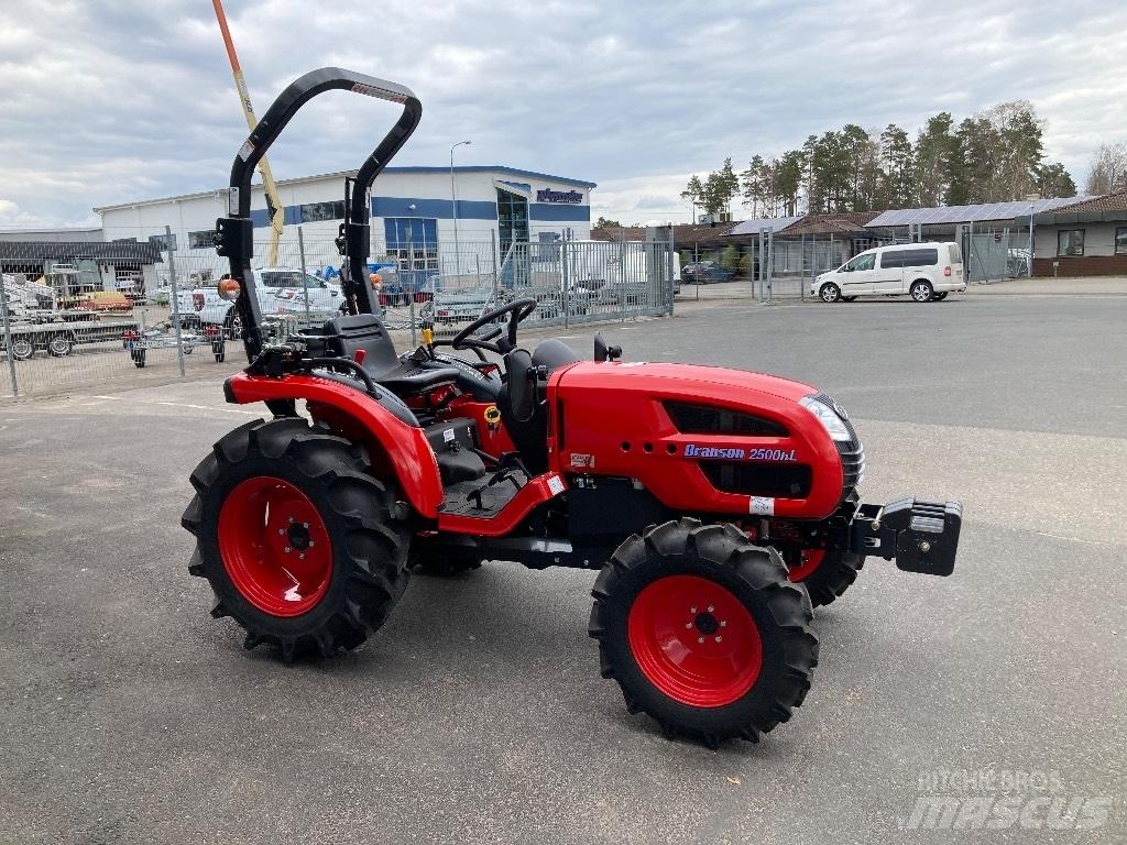 Branson 2500h 트랙터