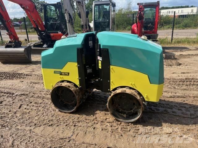 Ammann AR 1575 트윈 드럼 롤러